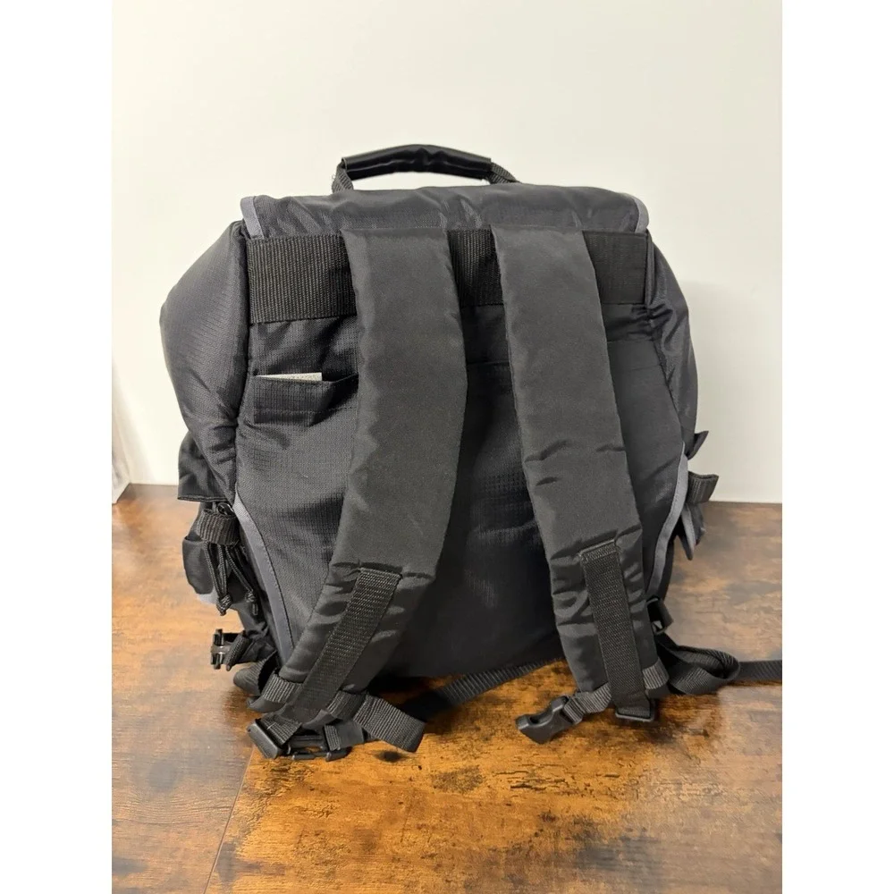 Beseler Camera Backpack Gadget Bag Black Multi pocket Large Travel Bag